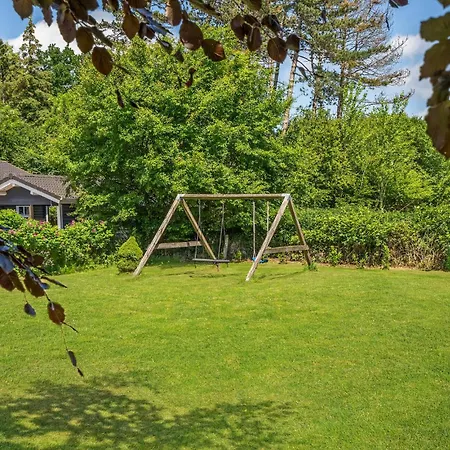 度假居 Amazing Home In Tranekaer With Sauna